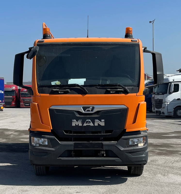 TGM 18.290 4x2 BB CH A065 АТЗ-10