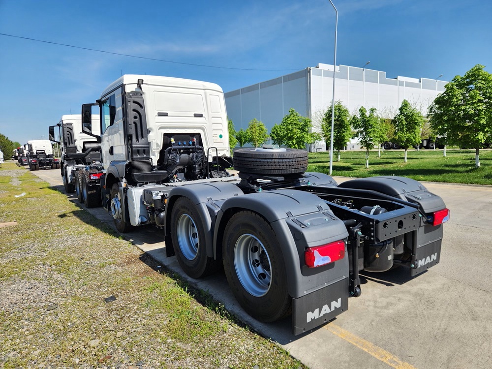 Седельный тягач MAN TGS 26.400 6x4 BL SA MF232 - Medium Euro 2