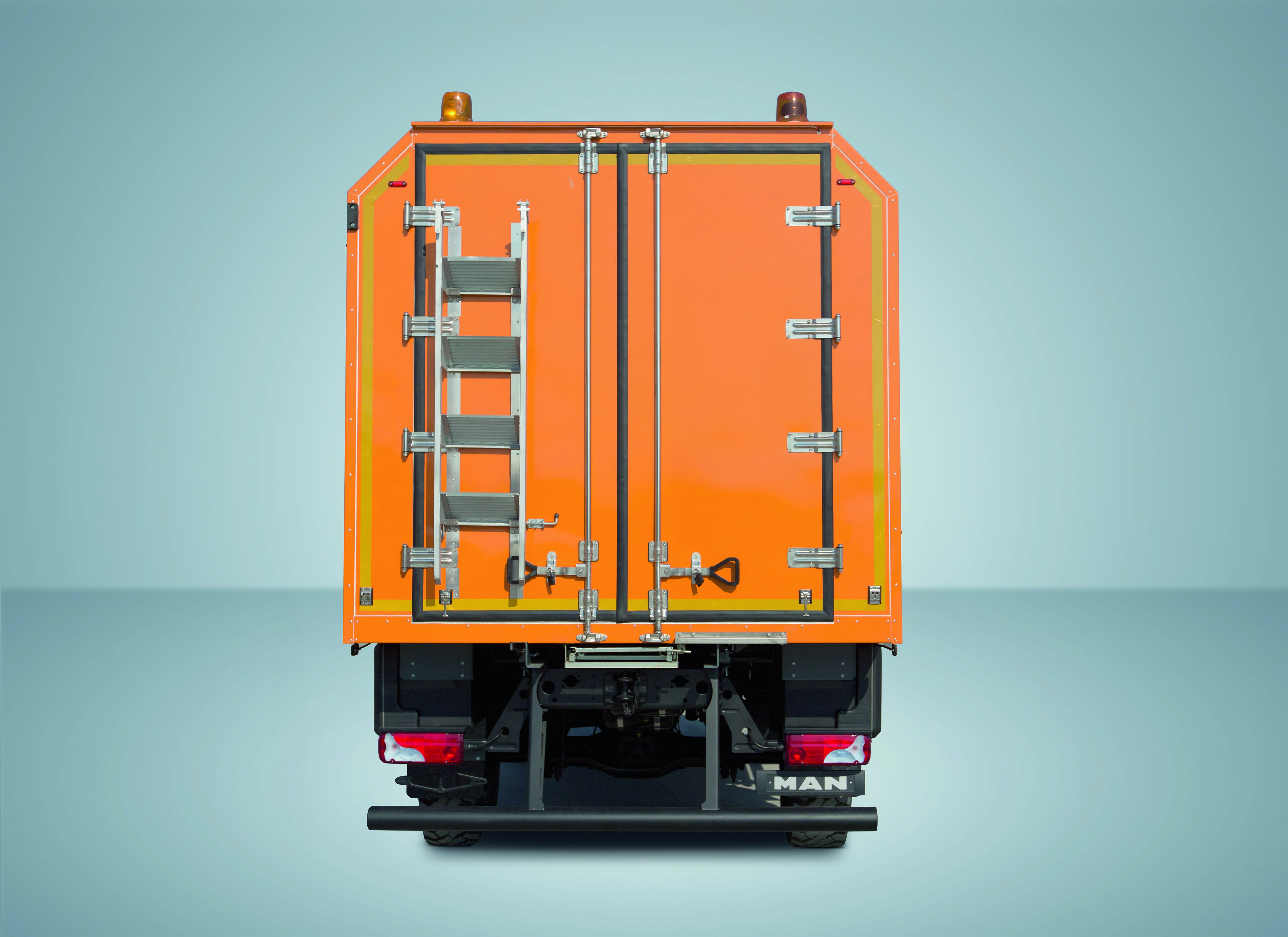 MAN TGM 13.240 4X4 BB S04