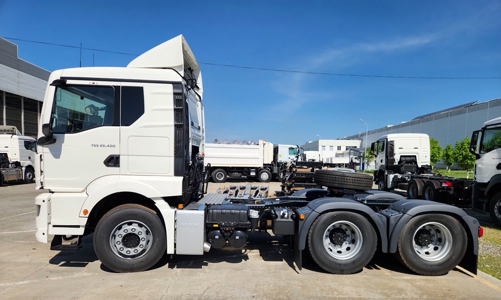 Седельный тягач MAN TGS 26.400 6x4 BL SA MF235 - Medium Euro 5