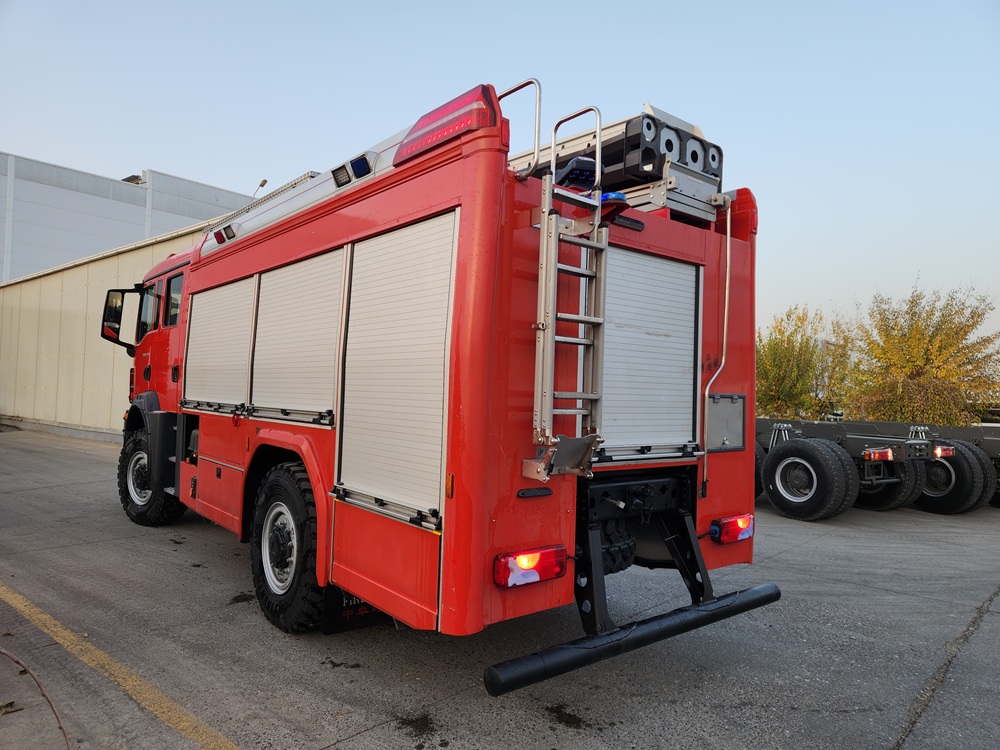Пожарная автоцистерна MAN TGM 13.290 4x4 BB CH FP875 - 4 куб.м 
